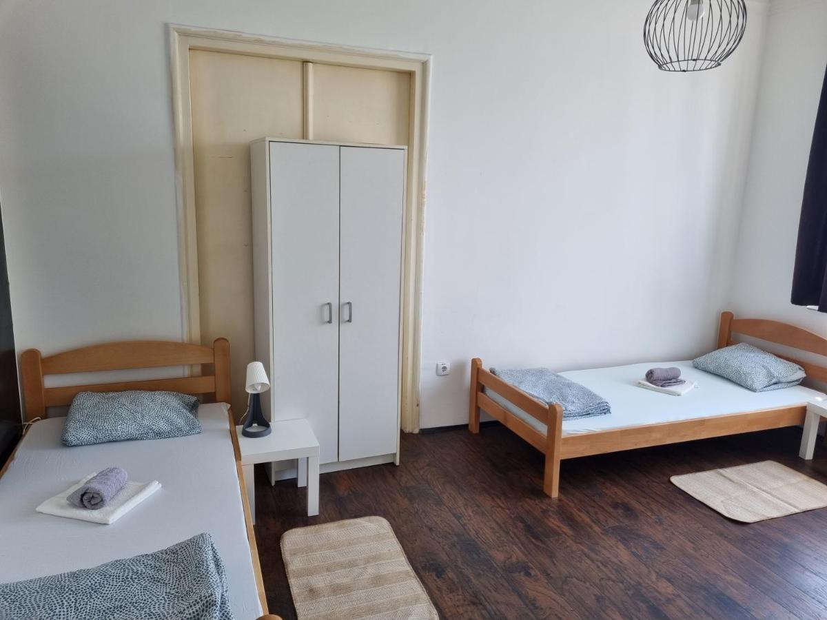 Downtown Belgrade Hostel And Apartments Exterior foto